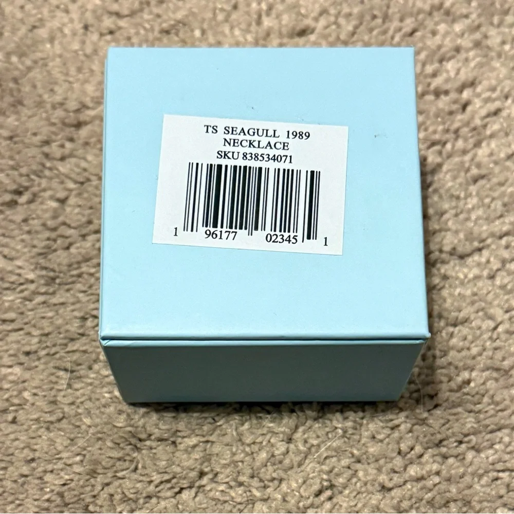 1989 (Taylor’s Version) Seagull Necklace - NEW in Box - Authentic! - Picture 5 of 5